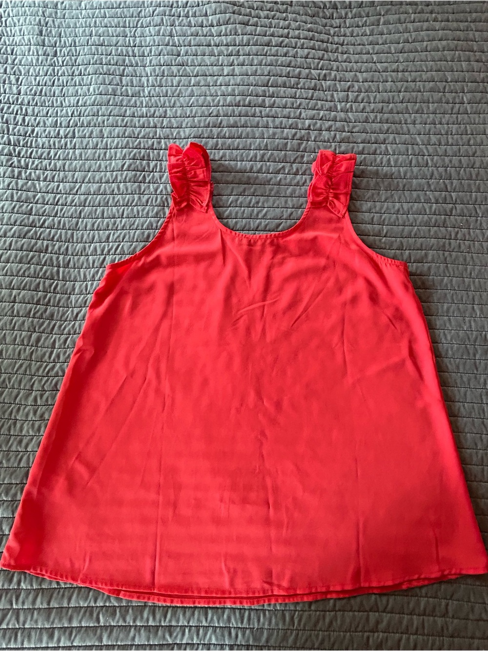 Doe & Rae Coral Ruffled Strap top - Picture 3 of 3